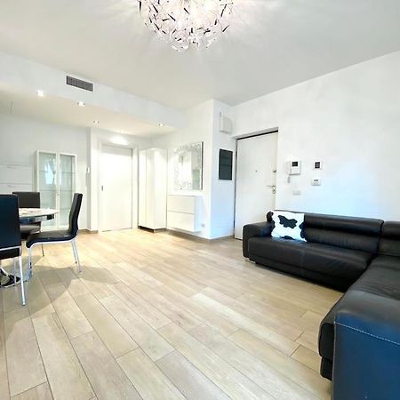 Mpm - Belinzaghi 5 6 Pax Apartment Milano Ngoại thất bức ảnh