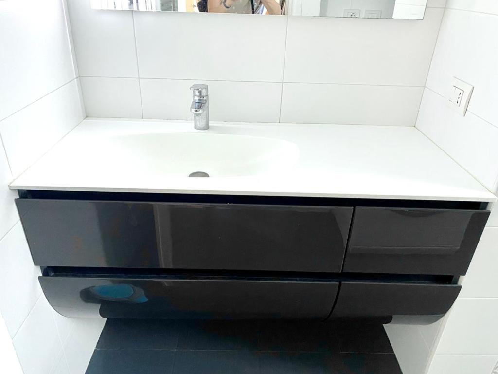 Mpm - Belinzaghi 5 6 Pax Apartment Milano Ngoại thất bức ảnh
