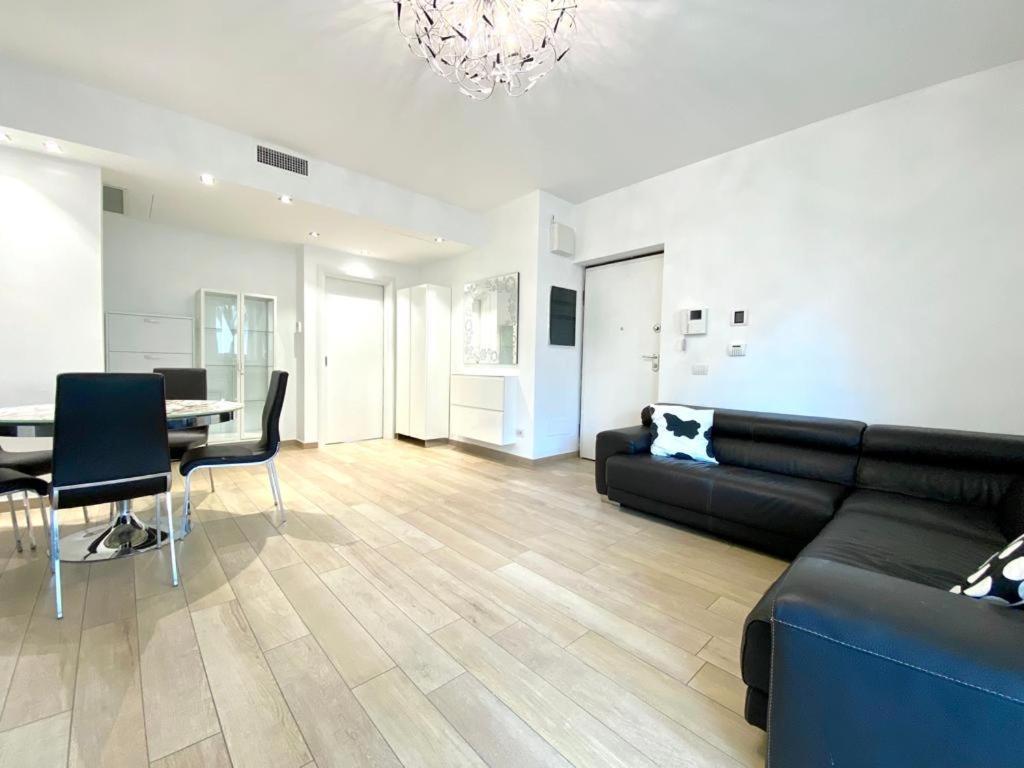Mpm - Belinzaghi 5 6 Pax Apartment Milano Ngoại thất bức ảnh